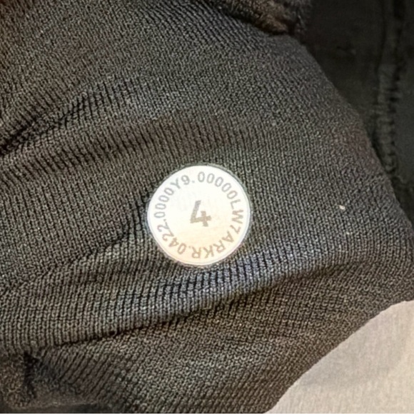 Lululemon black Hotty Hot shorts - Picture 8 of 8